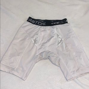 Easton Sliding Shorts size S